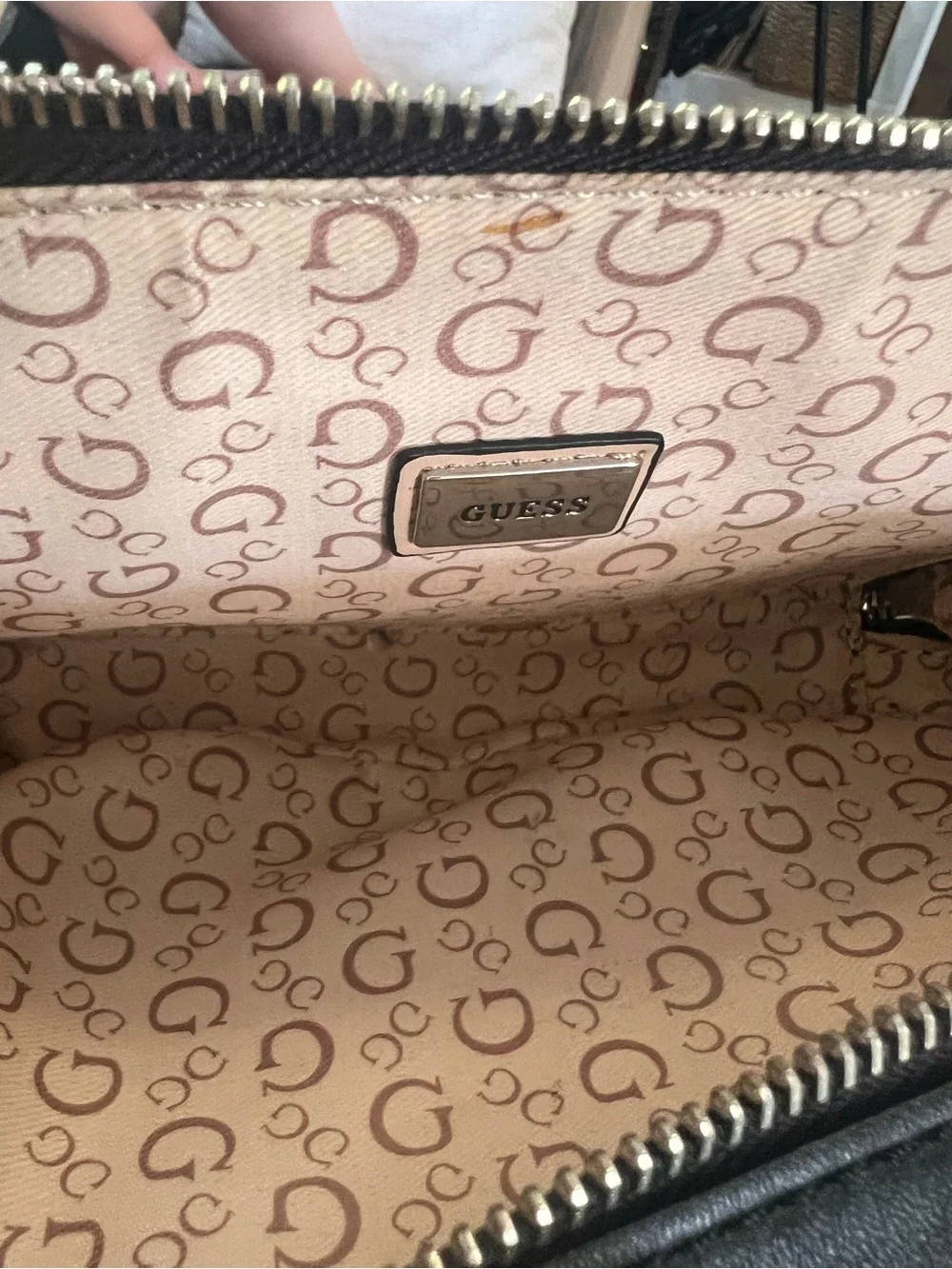 GUESS Black Logo Camera Crossbody Bag Silver G Wide Strap Double Zip